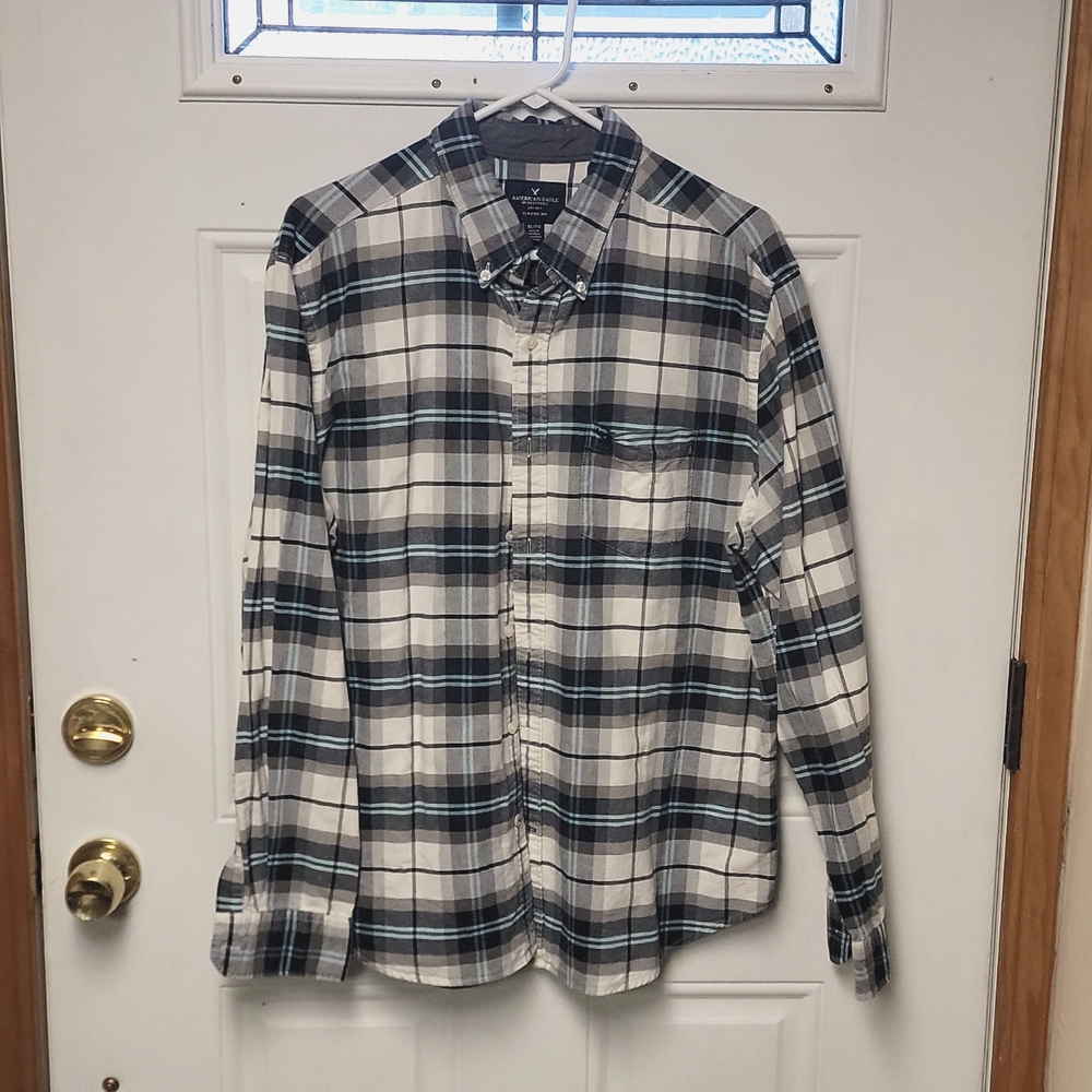 American Eagle XL button down Navy, turquoise & white